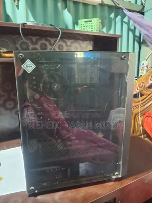 Desktop Computer 8GB AMD Ryzen 5 SSD 256GB