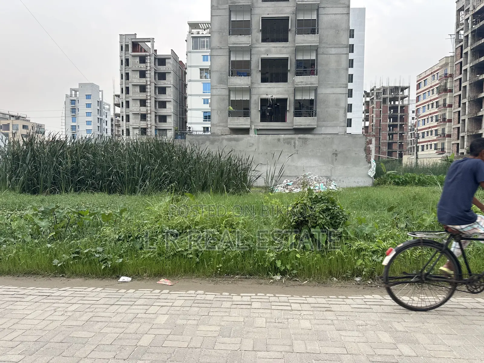 Block-l, 4-katha, Excellent Plot Sell For Bashundhara