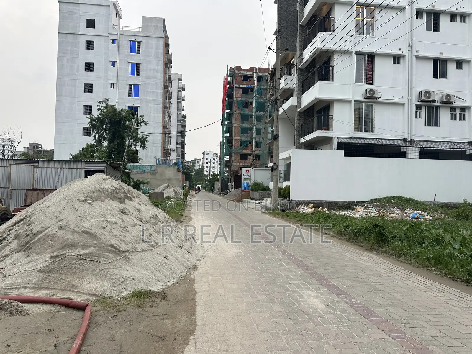 Block-l, 4-katha, Excellent Plot Sell For Bashundhara