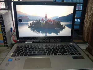 Laptop Toshiba Satellite L50 8GB Intel Core i7 HDD 1T