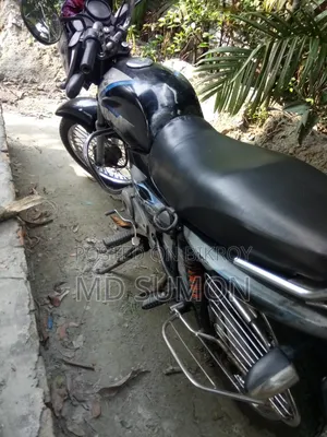 Bajaj CT 100 2026 Black