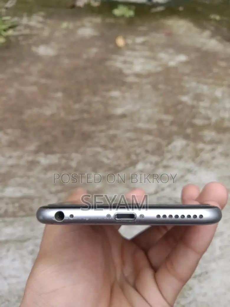 Apple iPhone 6s Plus 16 GB Gray