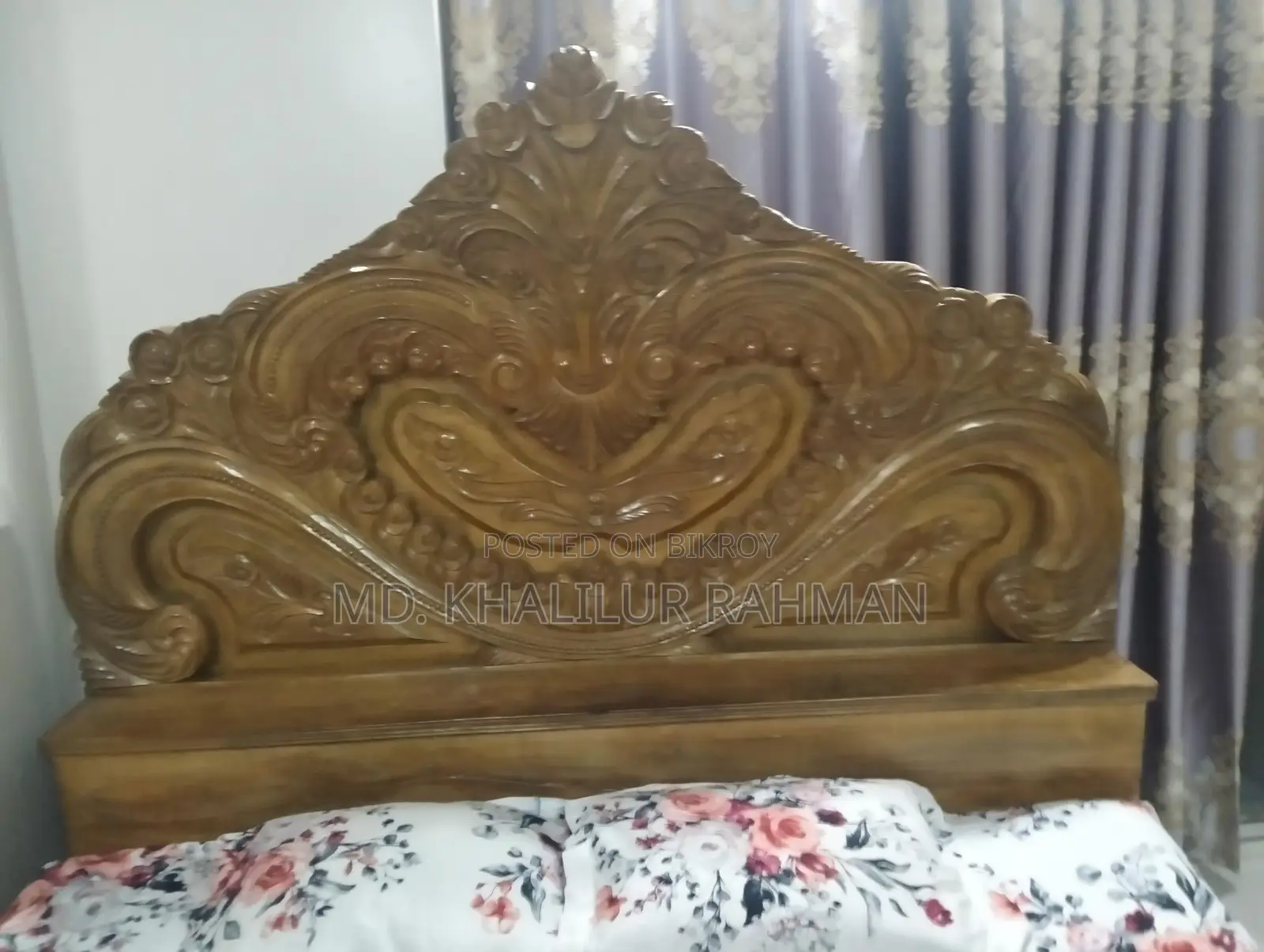 Shegun Wood Full Box Bed