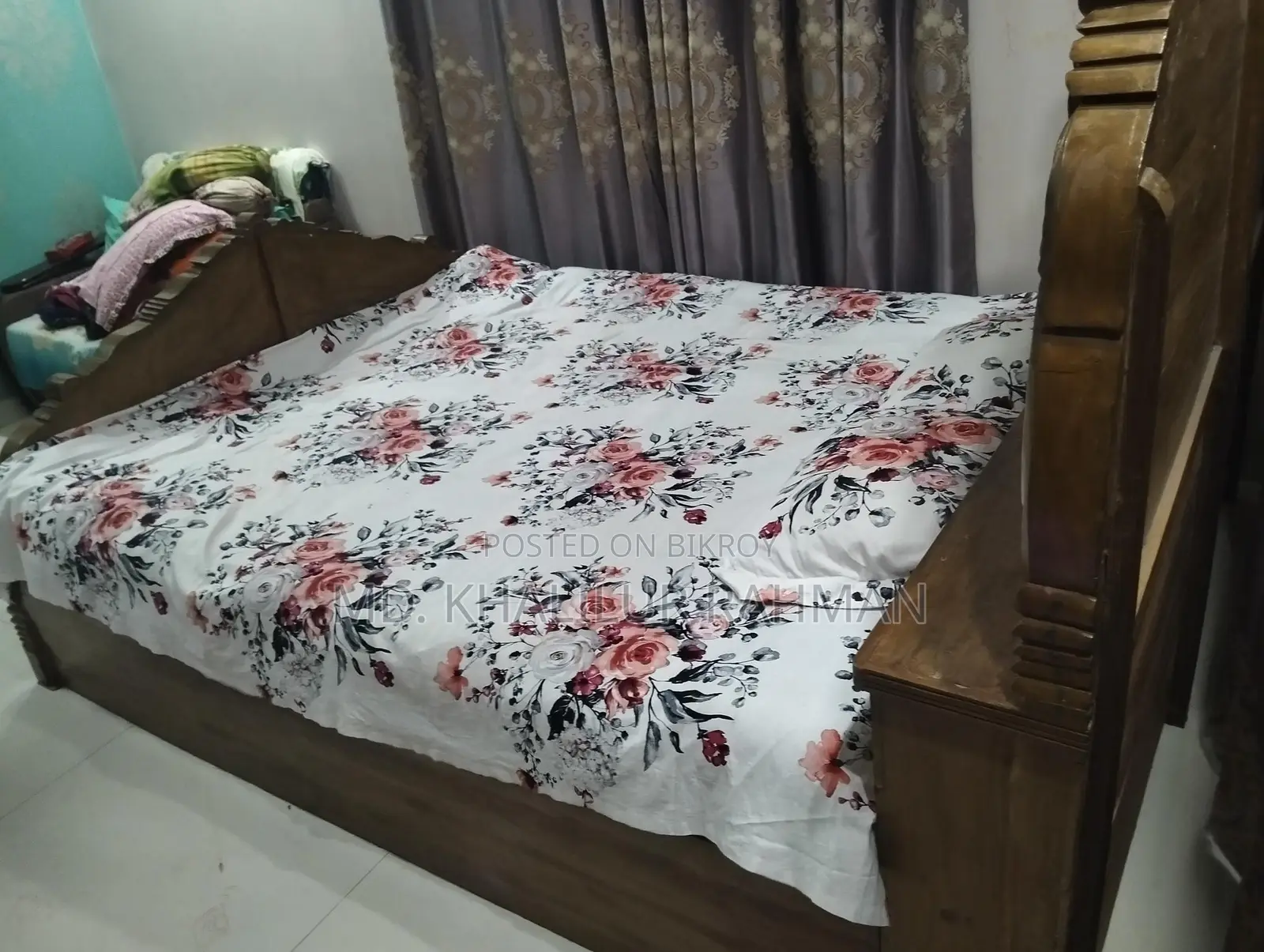 Shegun Wood Full Box Bed