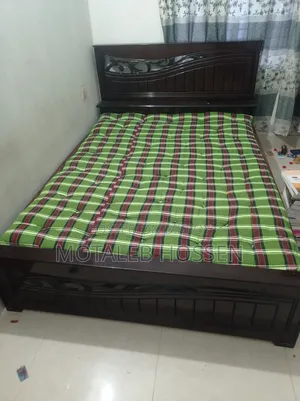 5/7 Malaysian Wood Bed
