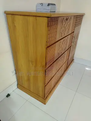 সেগুন কাঠের ওয়ারড্রোব