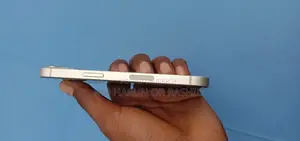 Apple iPhone 13 128 GB White