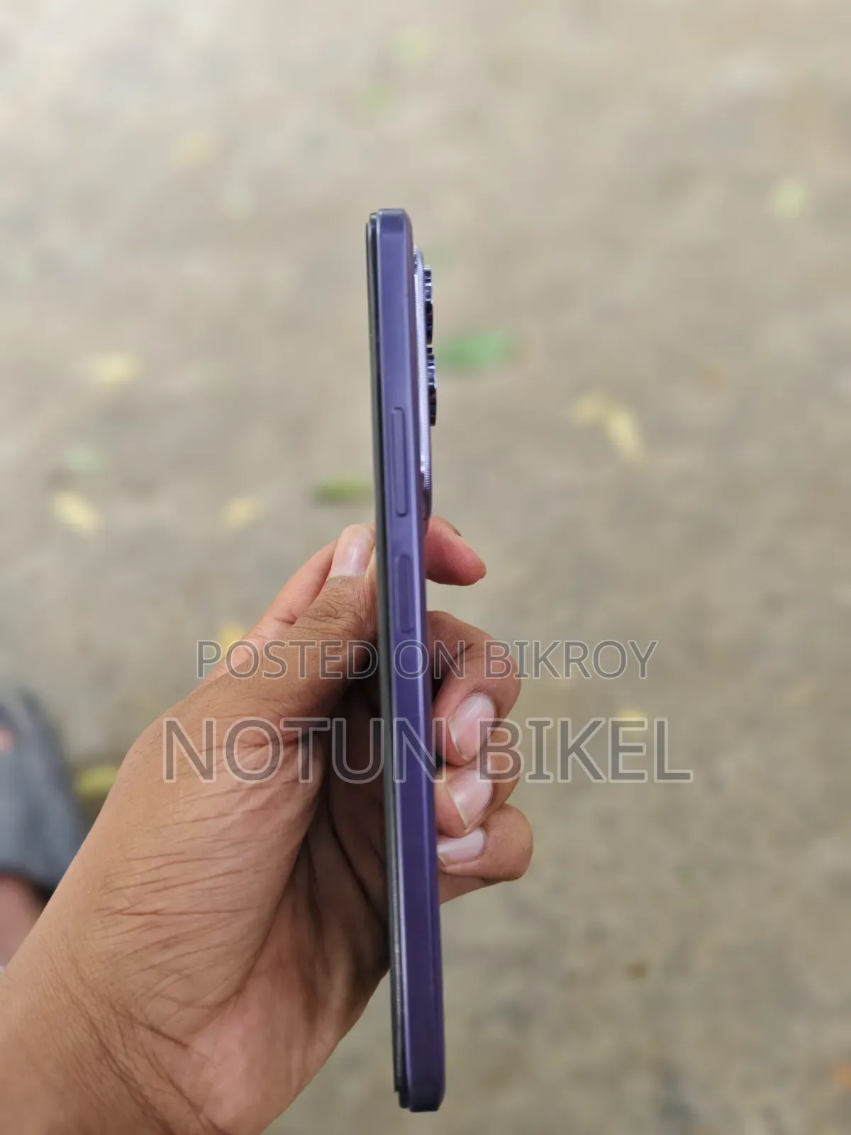 Vivo T4x 128 GB Purple