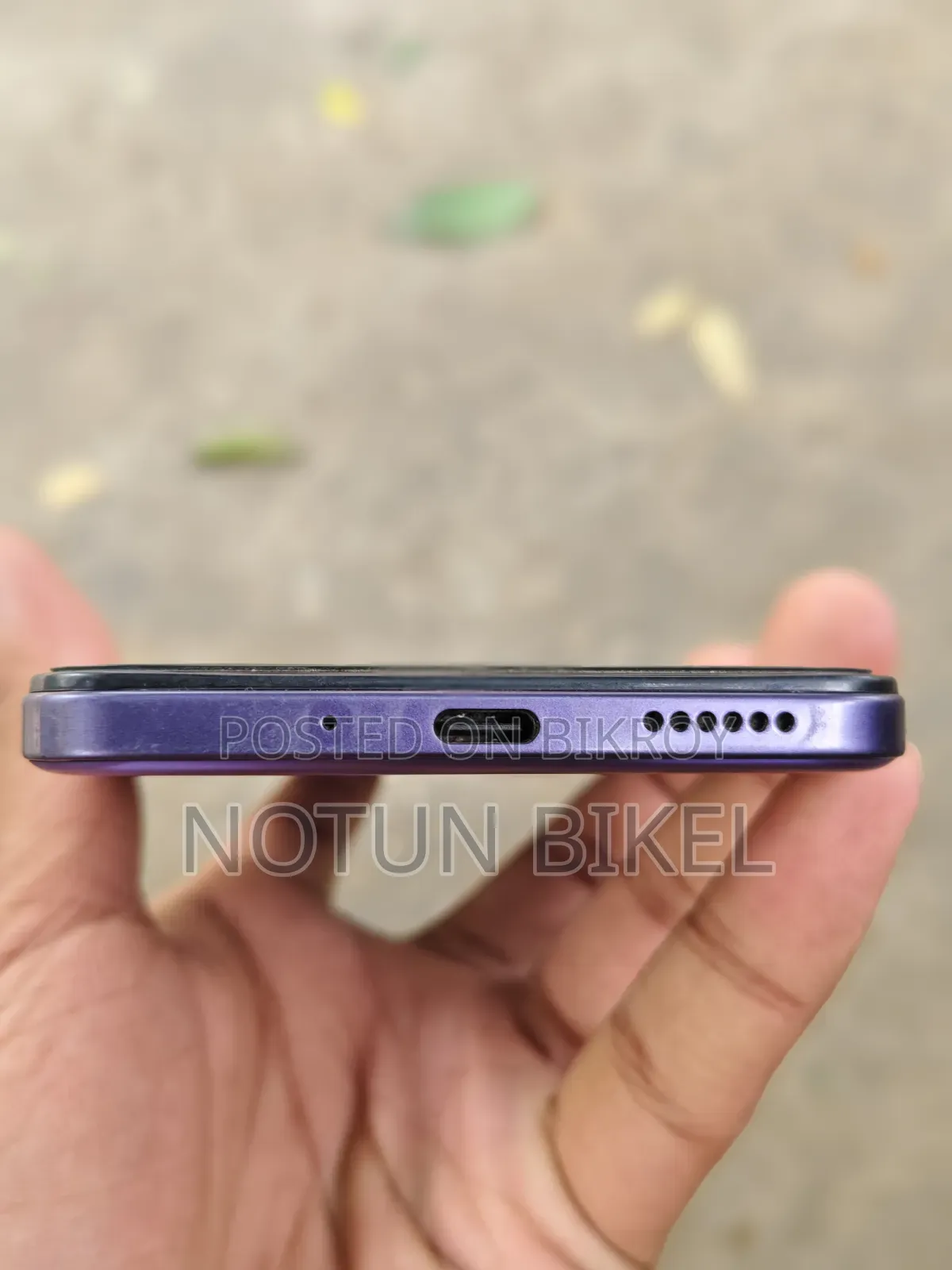 Vivo T4x 128 GB Purple