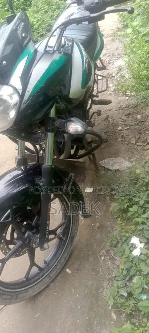 Bajaj Discover 125 2022 Black
