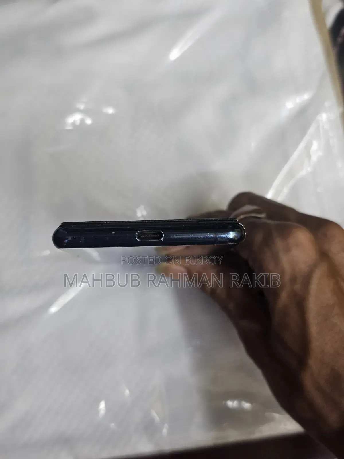 Sony Ericsson 8 GB Black