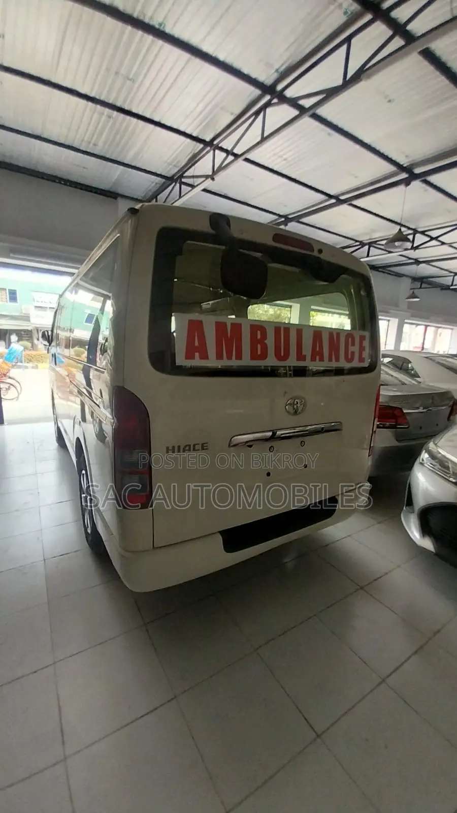 Toyota HiAce 2020 White