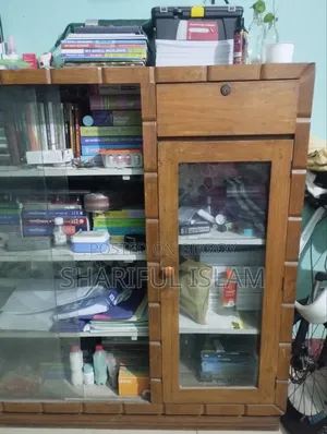 Bookshelf/Showcase
