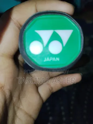ইয়োনেক্স ন্যানোফ্লেয়ার ১০০০ জেড র‍্যাকেট