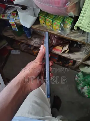 Infinix Hot 40i 128 GB Blue