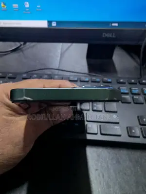 Apple iPhone 13 128 GB Green