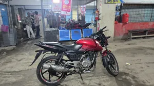 বাজাজ পালসার ১৫০ ২০১১ লাল