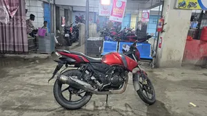 টিভিএস অ্যাপাচি আরটিআর ১৬০ ২ভি ২০১৭ লাল