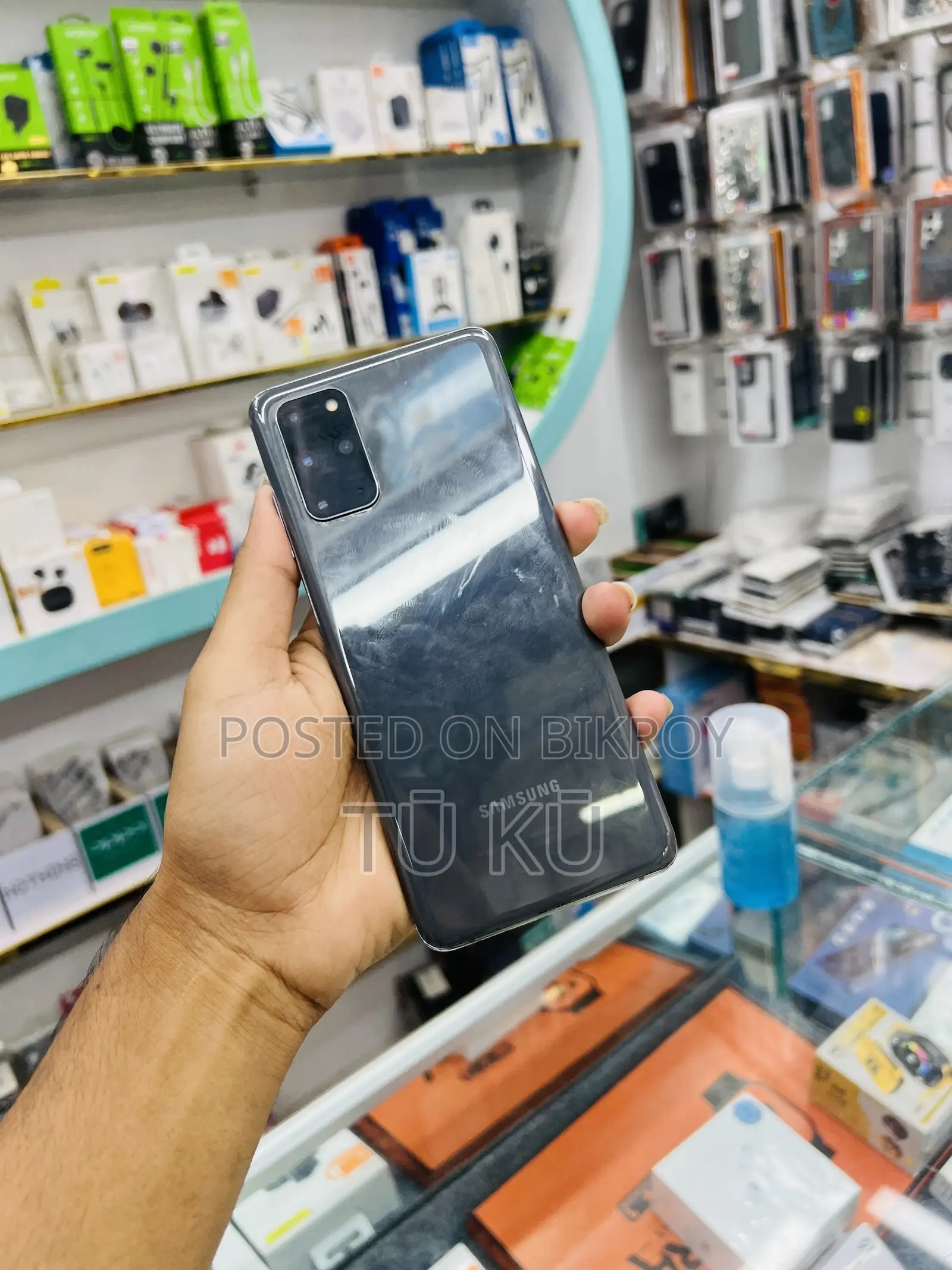 New Samsung Galaxy S20+ 5G 128 GB Black