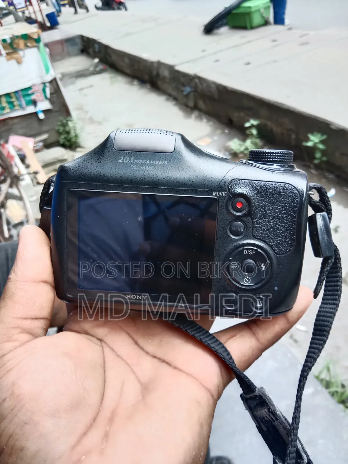 DSLR Camera