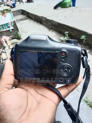 DSLR Camera