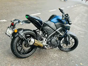 Yamaha 2021 Blue