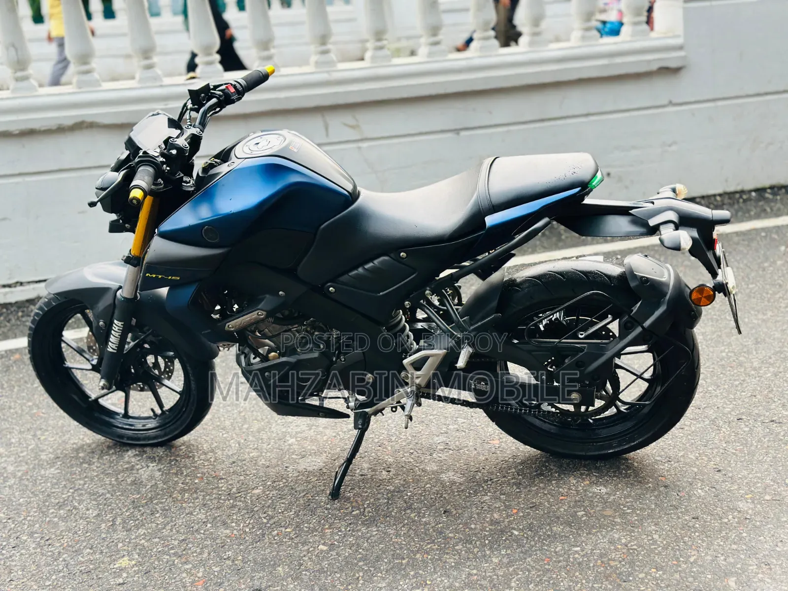 Yamaha 2021 Blue