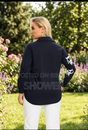 Women Navy Blue Cat Paint Long Sleeve