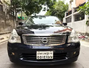 Nissan Bluebird 2011 Black