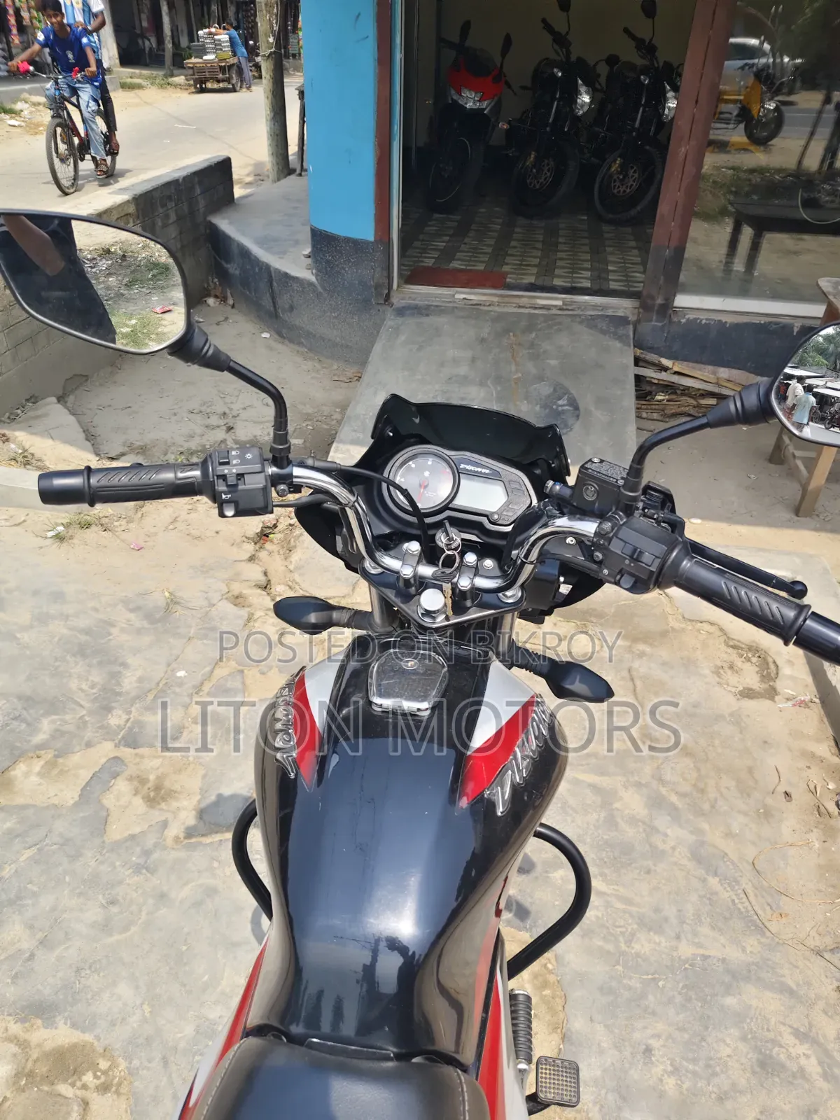Bajaj Discover 125 2024 Black