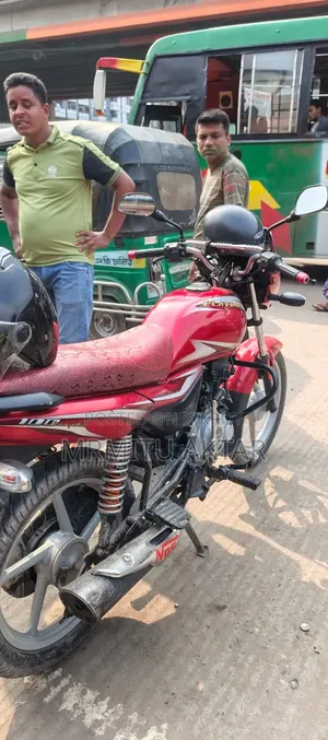 Bajaj Platina 100 2021 Red