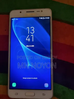 Samsung Galaxy J5 16 GB White