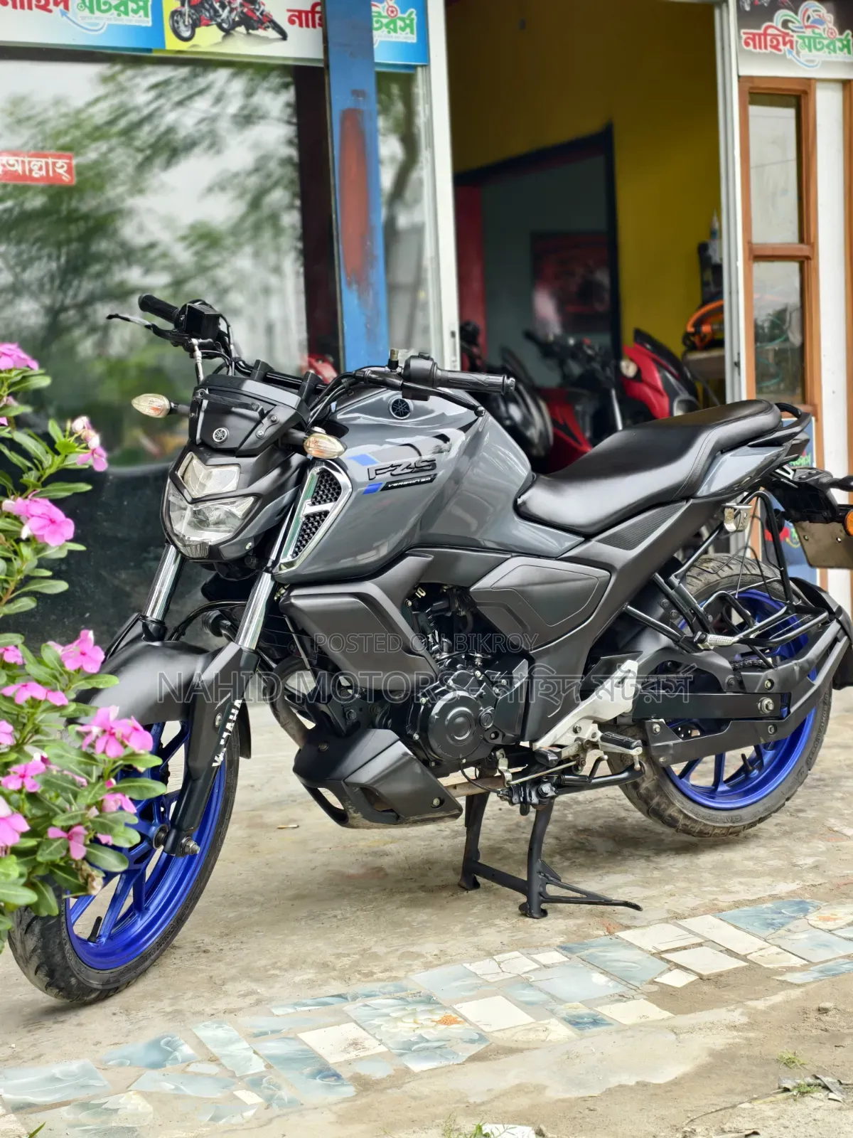 Yamaha FZS V3 2023 White