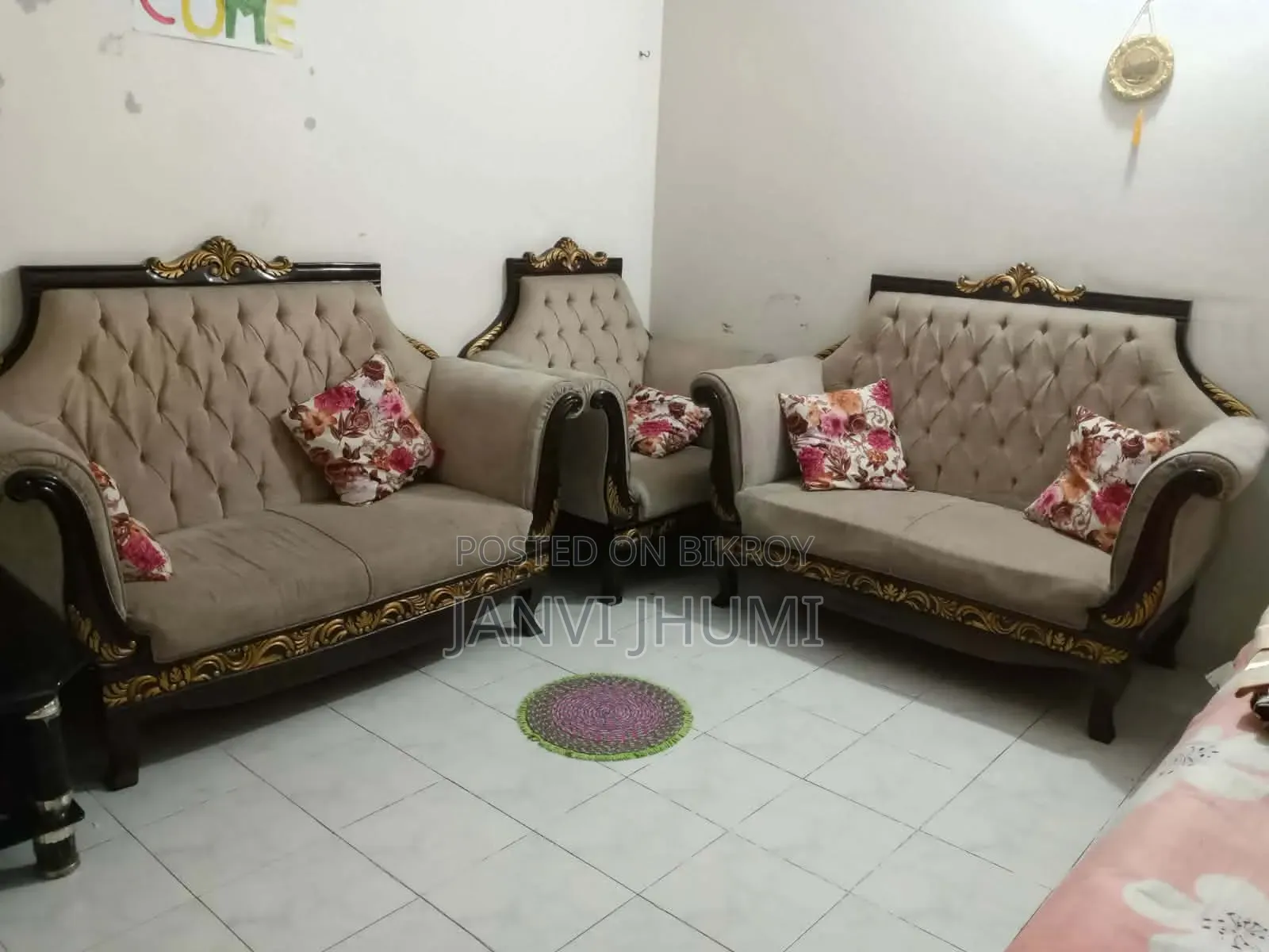 Sofa Set And Dressing Table