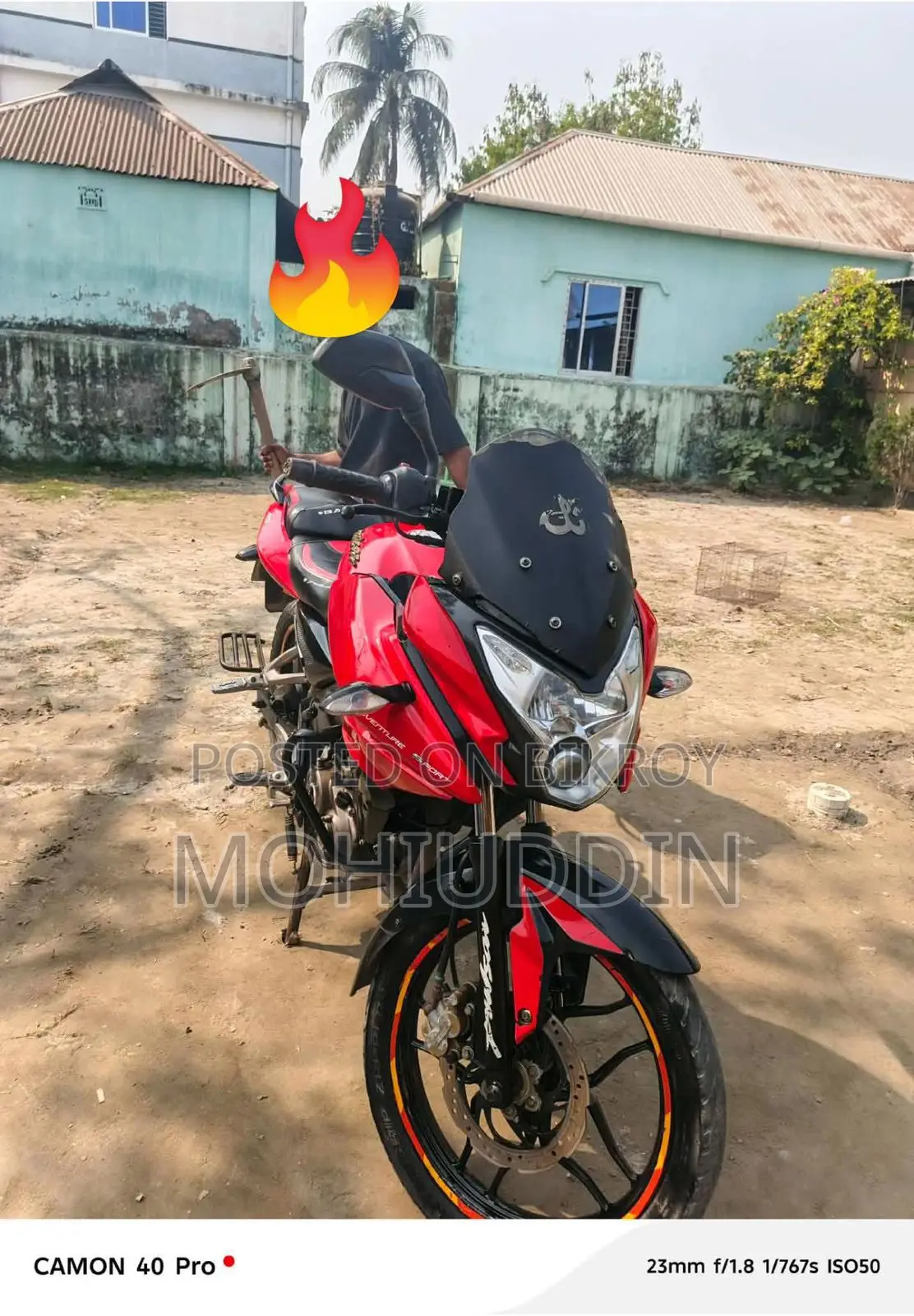Bajaj Pulsar 150 2022 Red