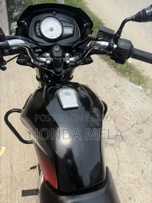 TVS Metro Plus 2022 Black