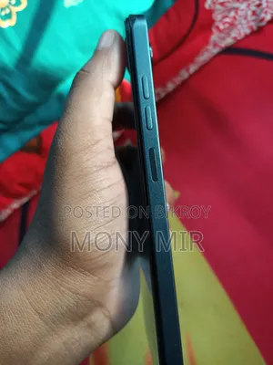Tecno Spark Go 64 GB Blue