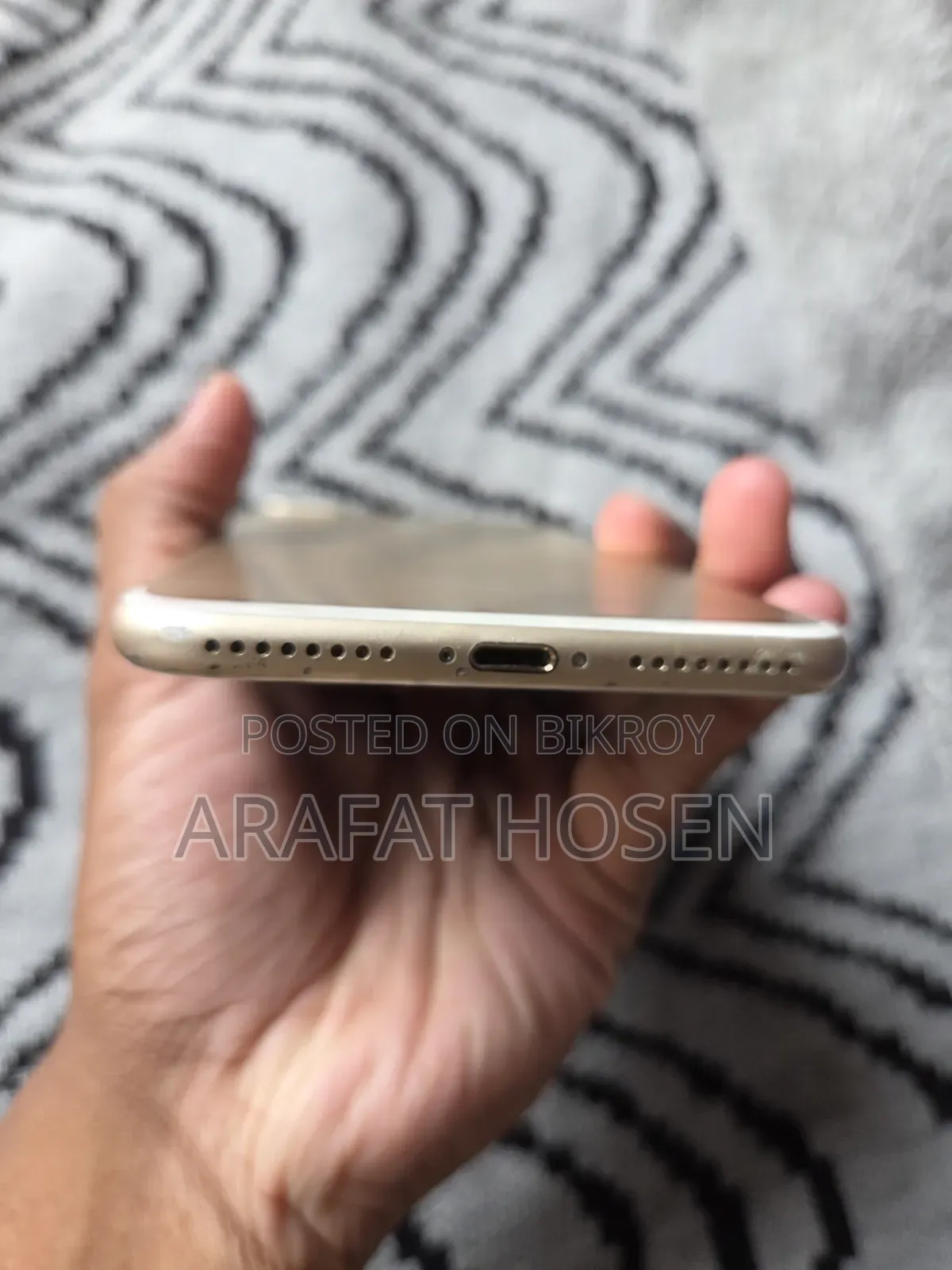 অ্যাপল আইফোন ৭ প্লাস ১২৮ জিবি গোল্ড