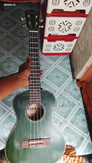 Yamaha Ukulele
