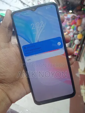 Vivo Y21 64 GB Blue