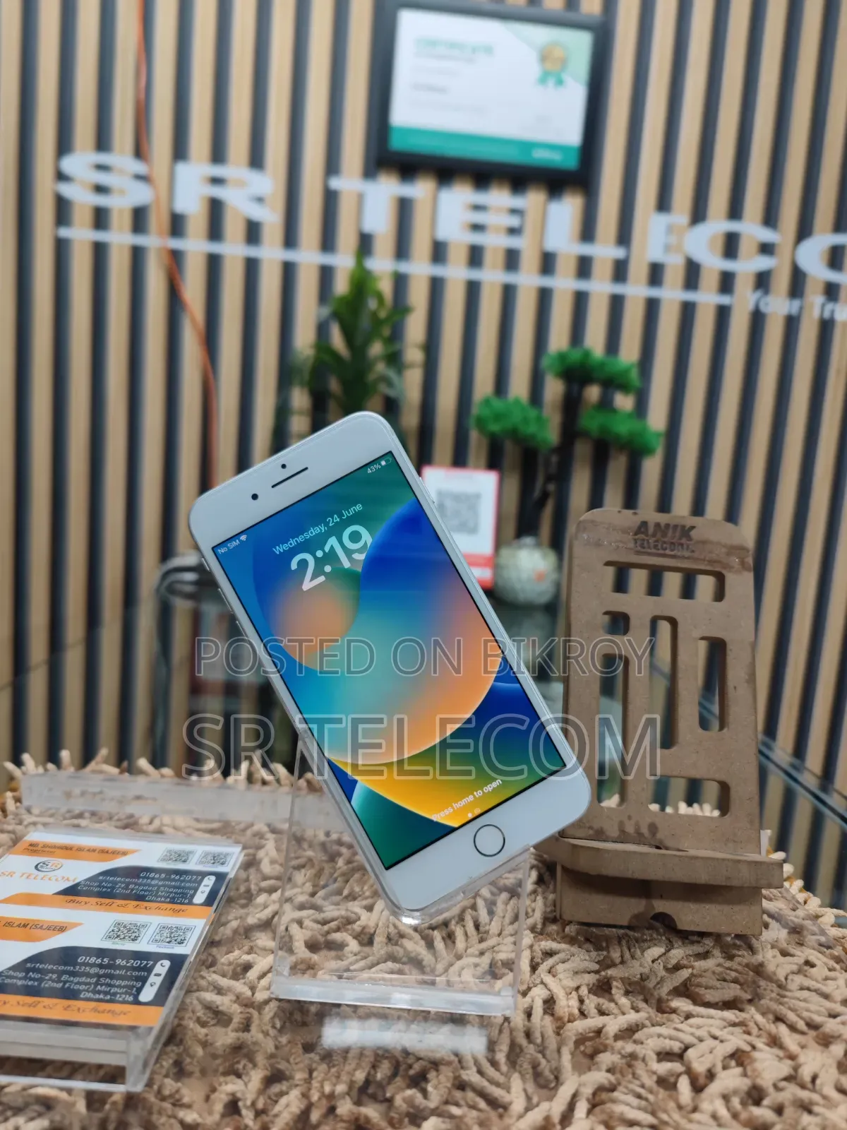 Apple iPhone 8 Plus 64 GB White