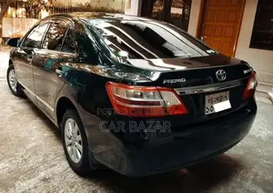 Toyota Premio 2013 Black