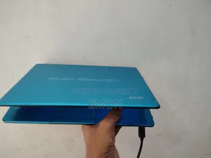 Laptop Acer Aspire 3000 4GB SSD 350GB