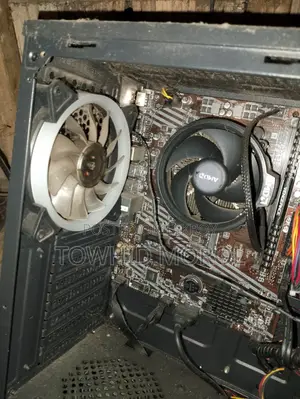 Desktop Computer Acer 8GB AMD Ryzen 5 HDD+SSD 256GB