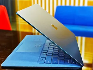 ল্যাপটপ Microsoft Surface Laptop 3 ৮জিবি Intel Core i5 SSD ২৫৬জিবি