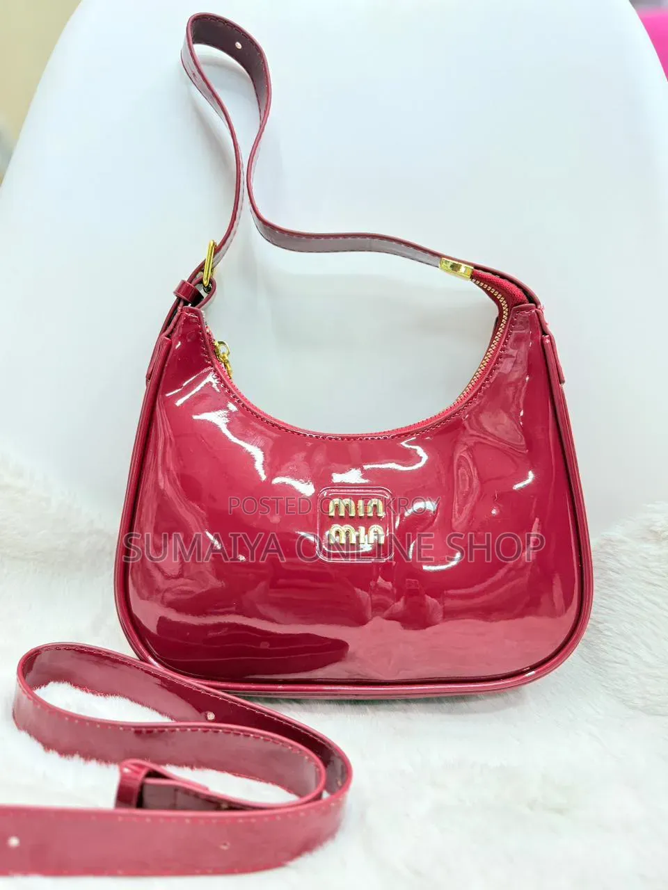 New Minmin Glossy Purse