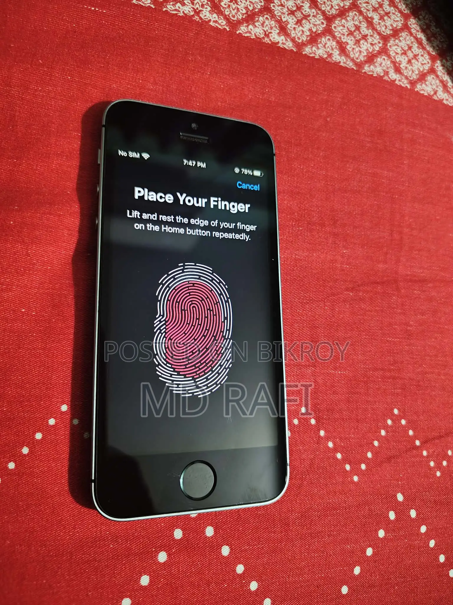Apple iPhone SE 64 GB Black