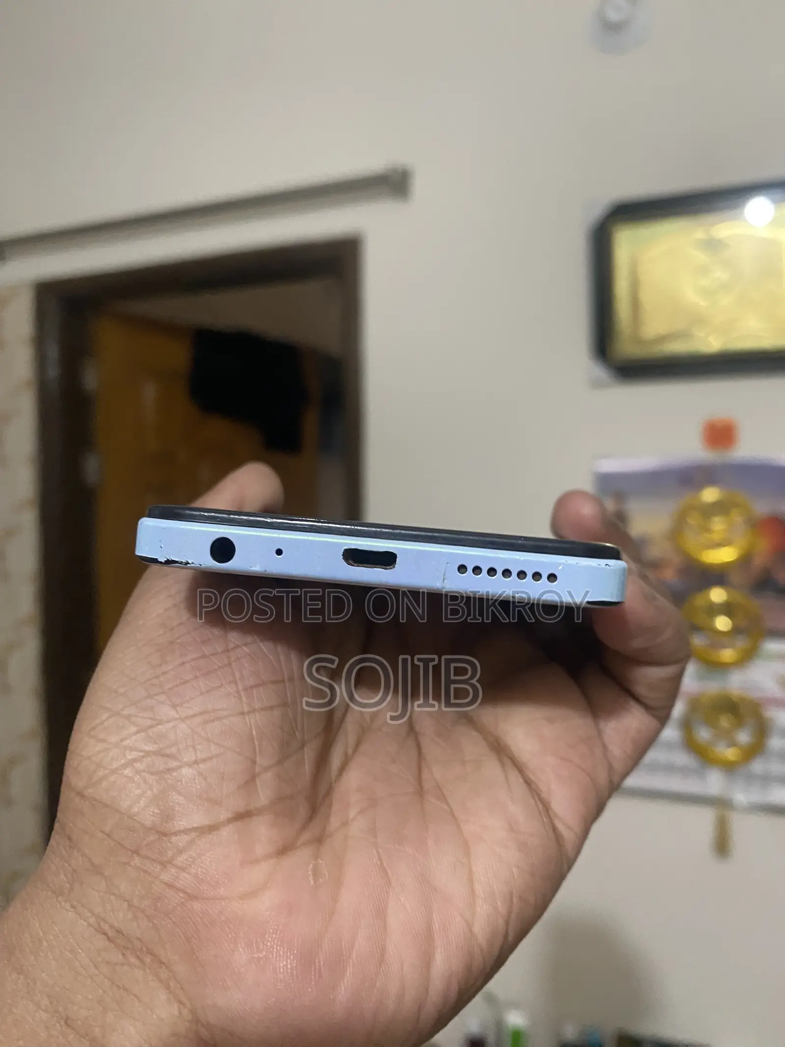 Itel P40 32 GB White