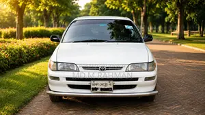 Toyota Corolla 1994 White