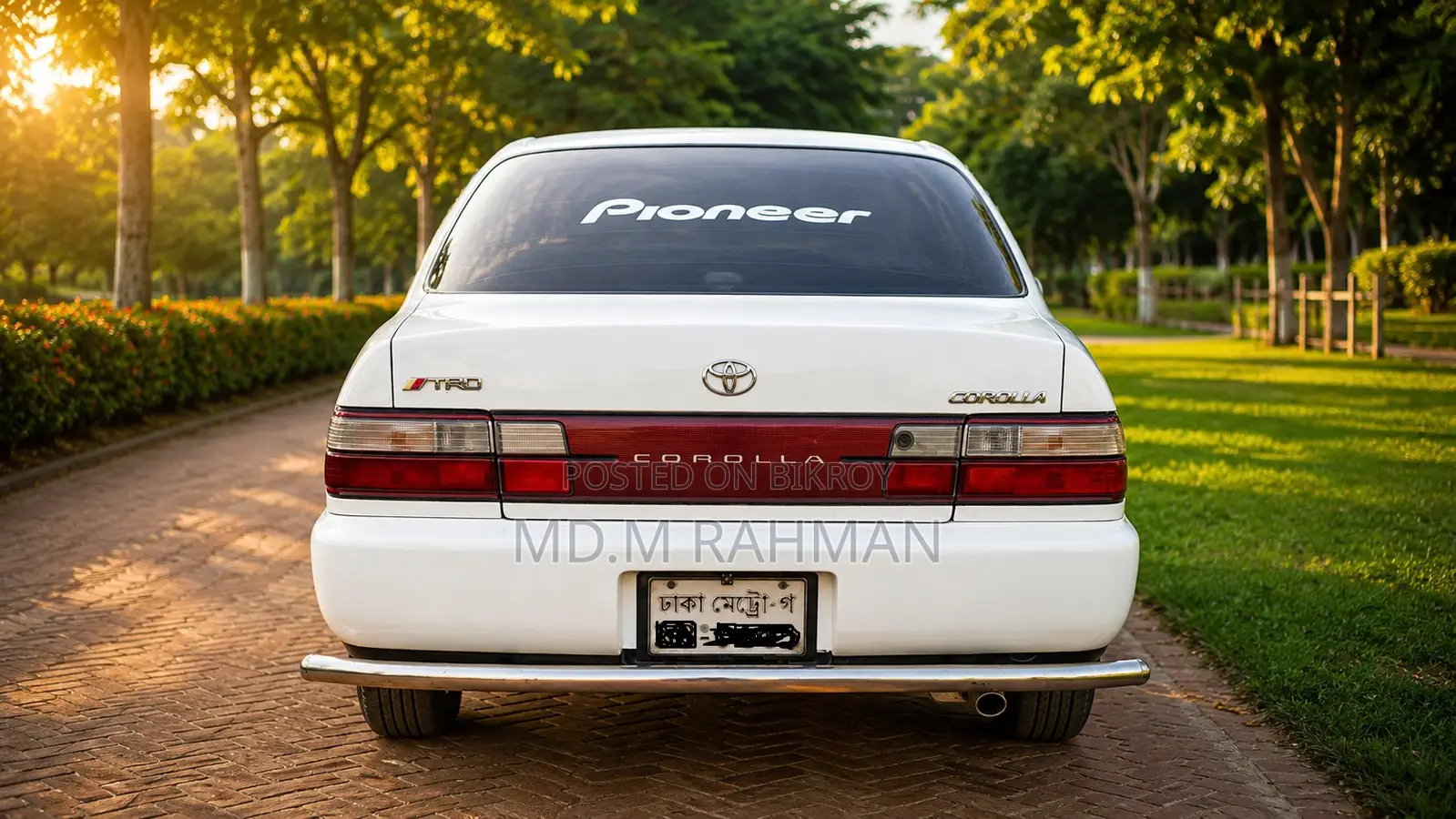 Toyota Corolla 1994 White
